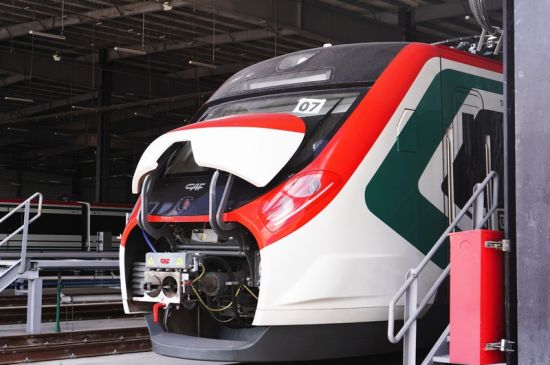 Gasto público ferroviario concentró 30.6% de la obra pública en febrero
